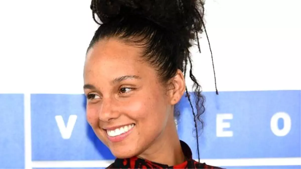 Alicia Keys: Makyaj Düşmanı Değilim