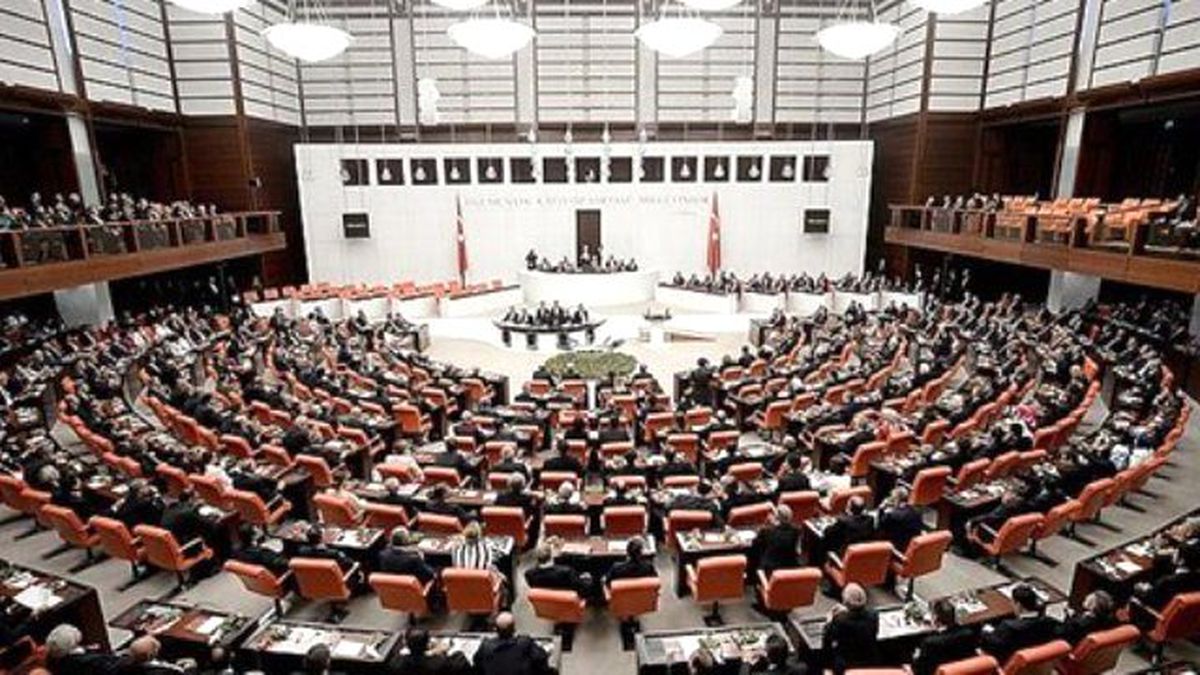 Anayasa Çalışmaları Devam Edecek