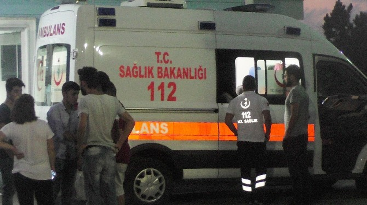 Bartın\'da Bıçaklı Kavga: 1 Yaralı