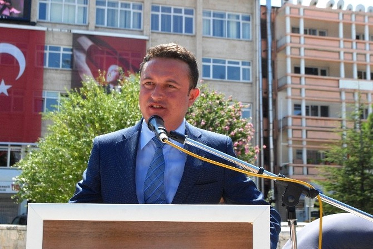 Burdur\'da Alternatif Zafer Bayramı Kutlaması