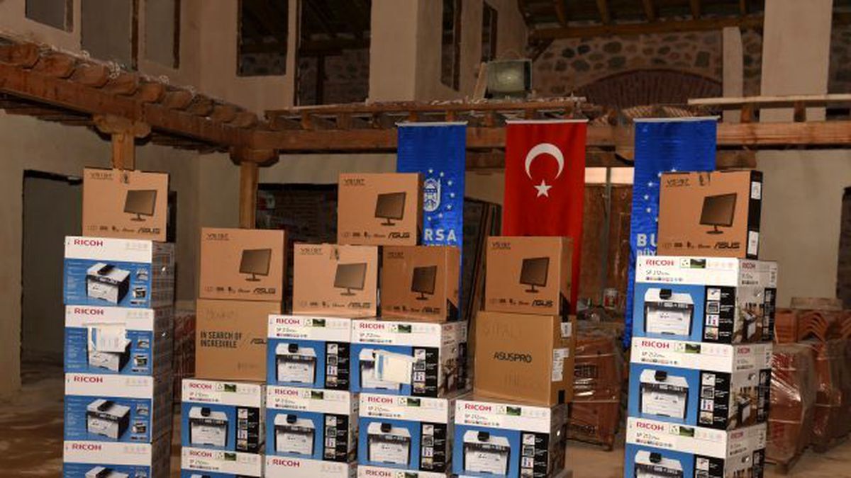 Bursa Büyükşehir\'den İnegöl\'deki muhtarlara teknoloji desteği