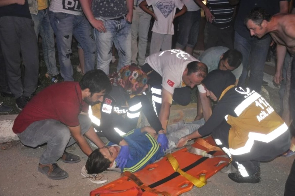 Bursa\'da Kaza: 1\'i Ağır 2 Yaralı
