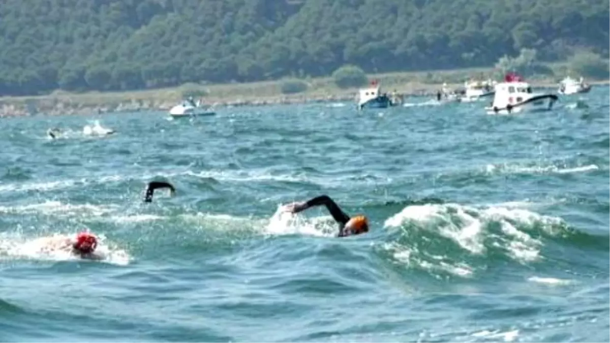 Çanakkale Boğazı Yüzme Yarışması