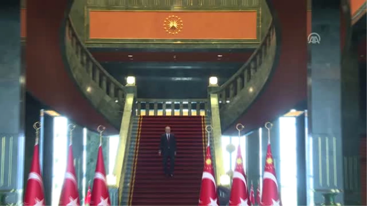 Cumhurbaşkanı Erdoğan, Külliyede Kutlamaları Kabul Etti (2)