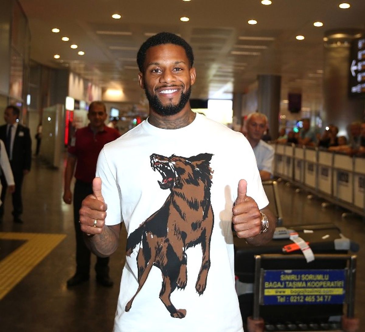 Fenerbahçe, Jeremain Lens\'i Kadrosuna Kattı