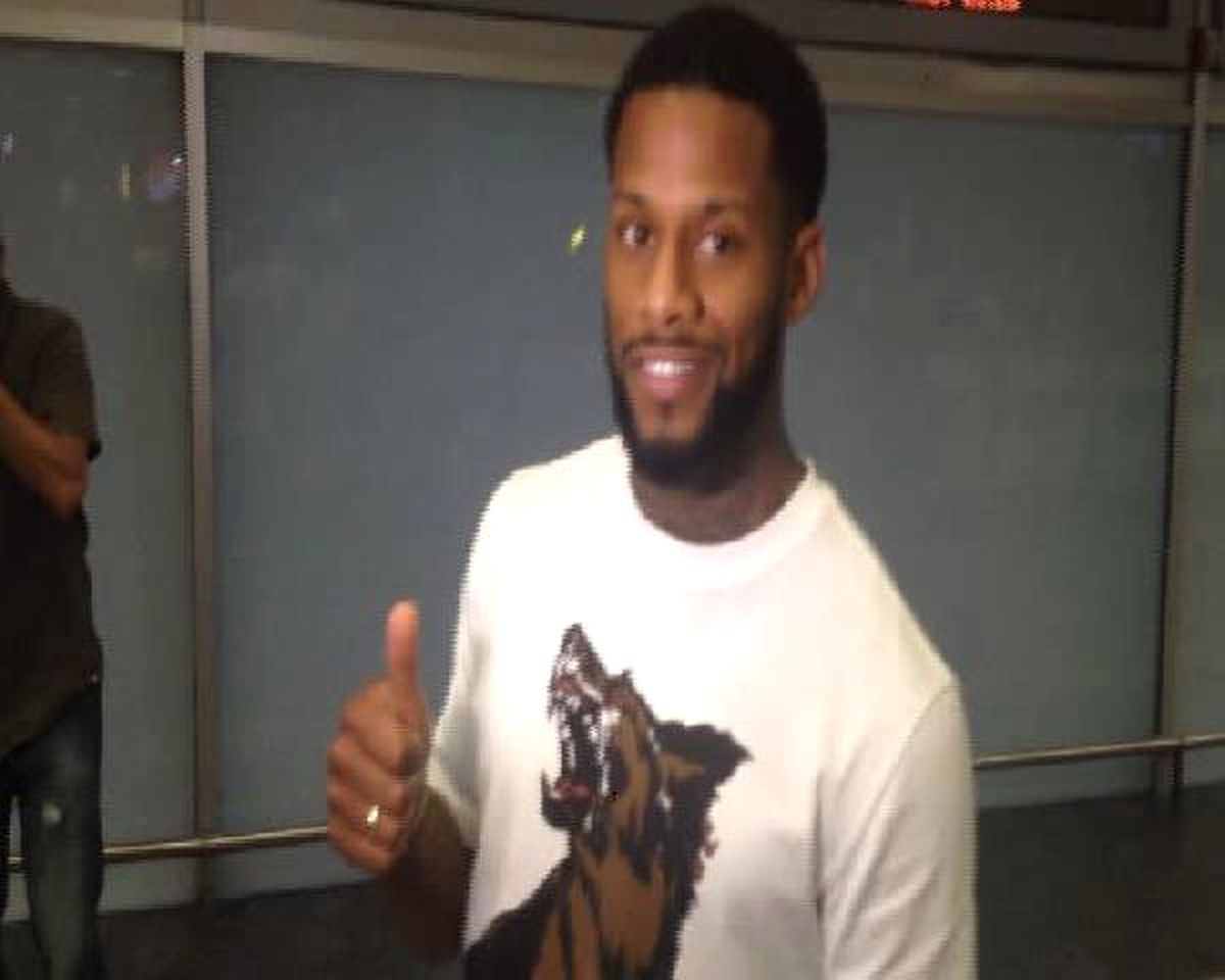 Fenerbahçe\'nin Yeni Transferi Jeremain Lens İstanbul\'da
