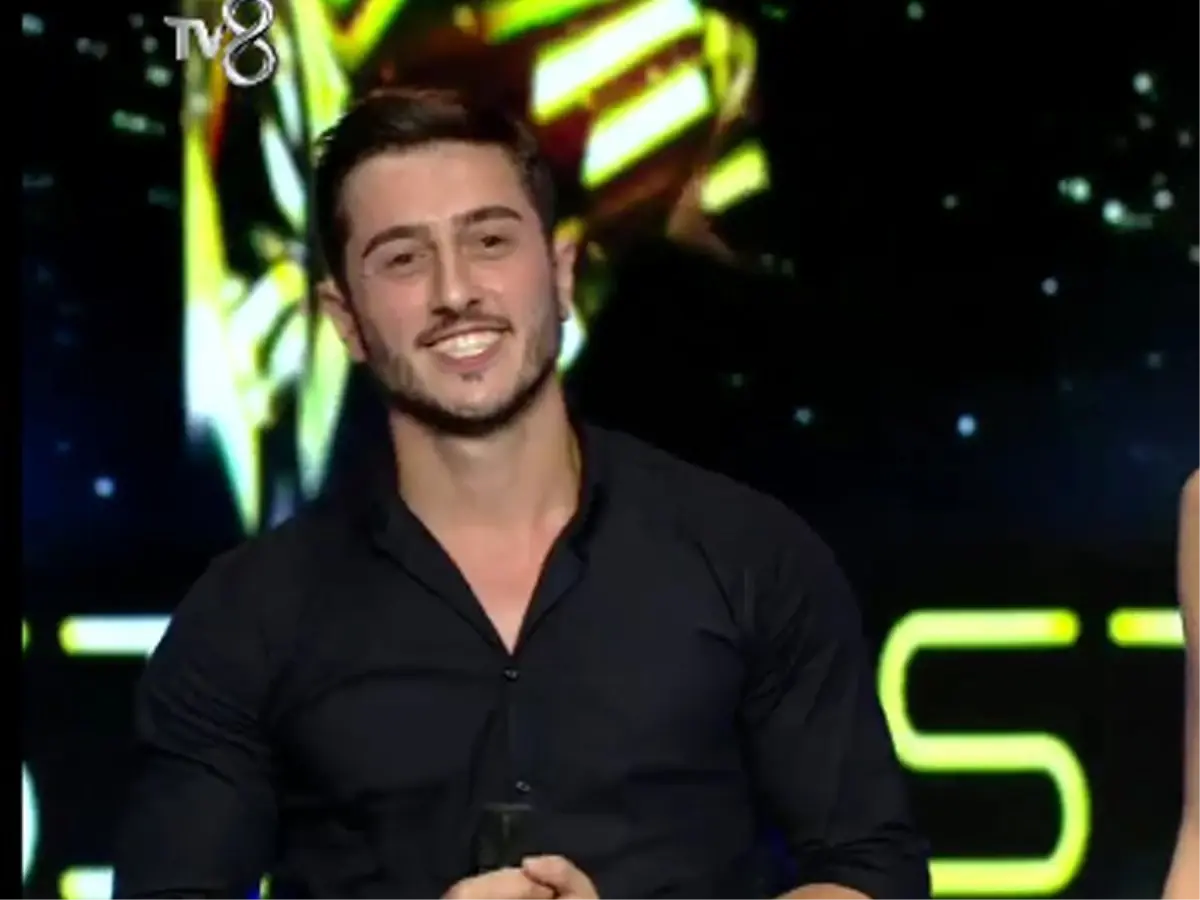 İrem Derici\'yi Şaşkına Çevirdi: \'Böyle Çılgınını Görmedim!\'