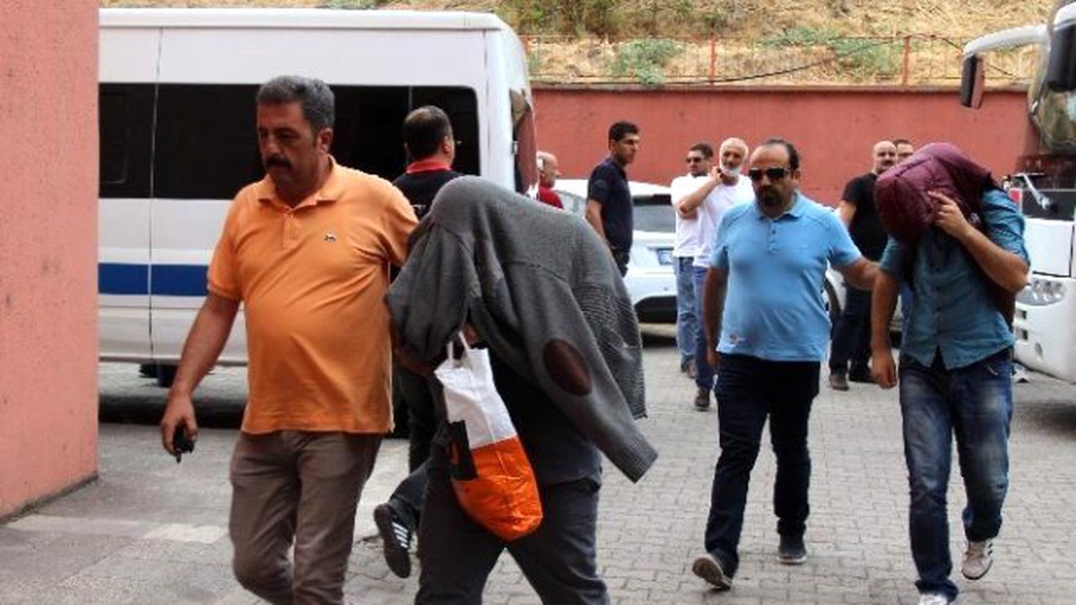 Karabük\'te Fetö\'den 4 Polis Tutuklandı