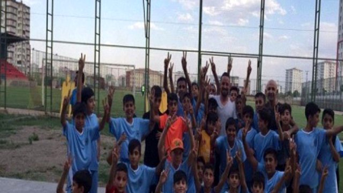 Miniklerden Amedspor İdmanına Ziyaret
