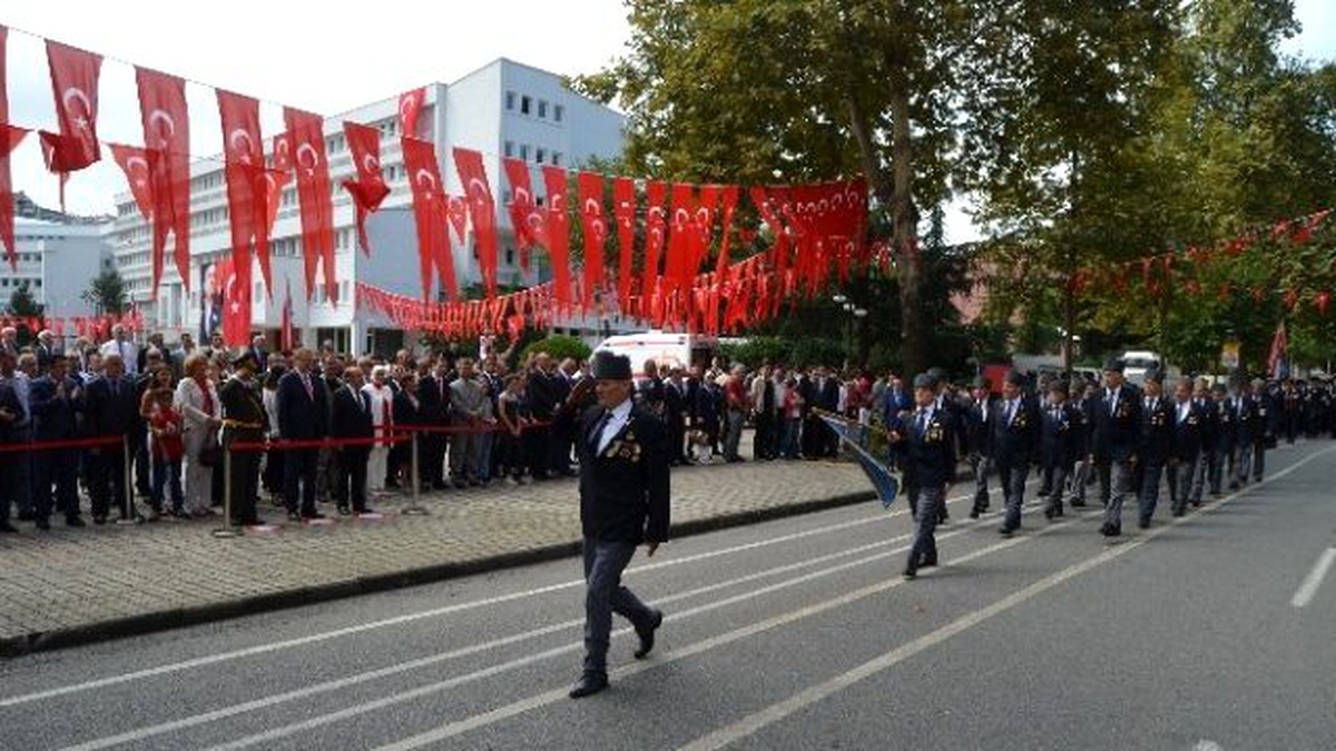 Malatya\'da 30 Ağustos Zafer Bayramı Kutlamaları