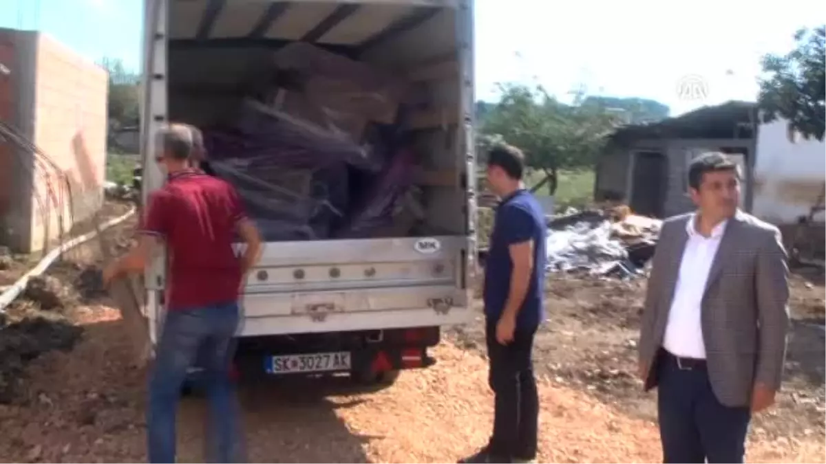 Türkiye'nin, Makedonyalı Selzedelere Yardımları Sürüyor