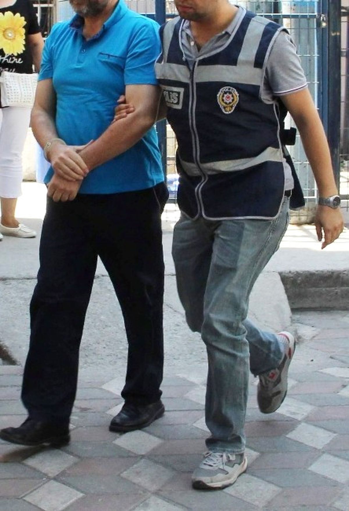 Uşak Eşme\'de Fetö Operasyonu