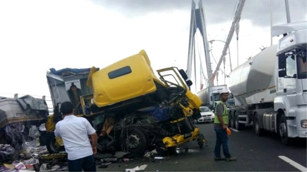 Yavuz Sultan Selim Köprüsü\'nde Meydana Gelen Trafik Kazasında Bir Kişi Hayatını Kaybetti.