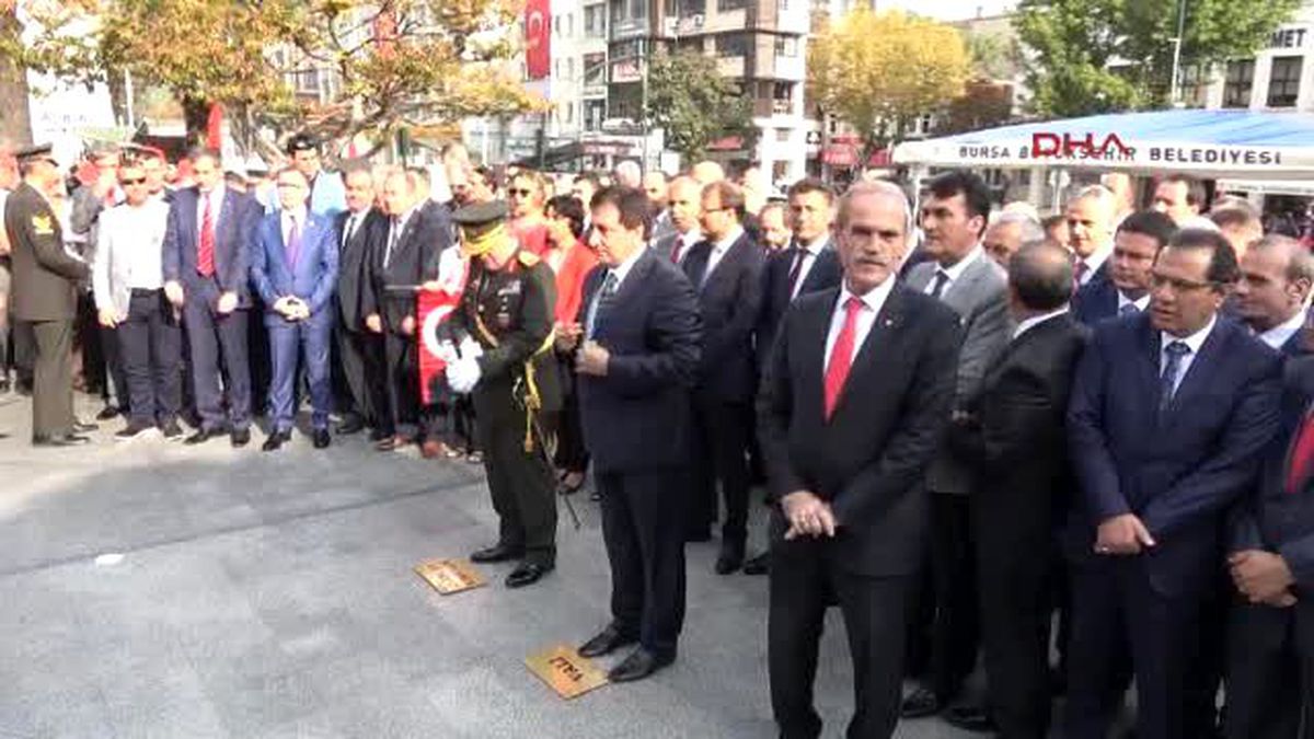Zafer Bayramı Bursa\'da da Törenle Kutlandı