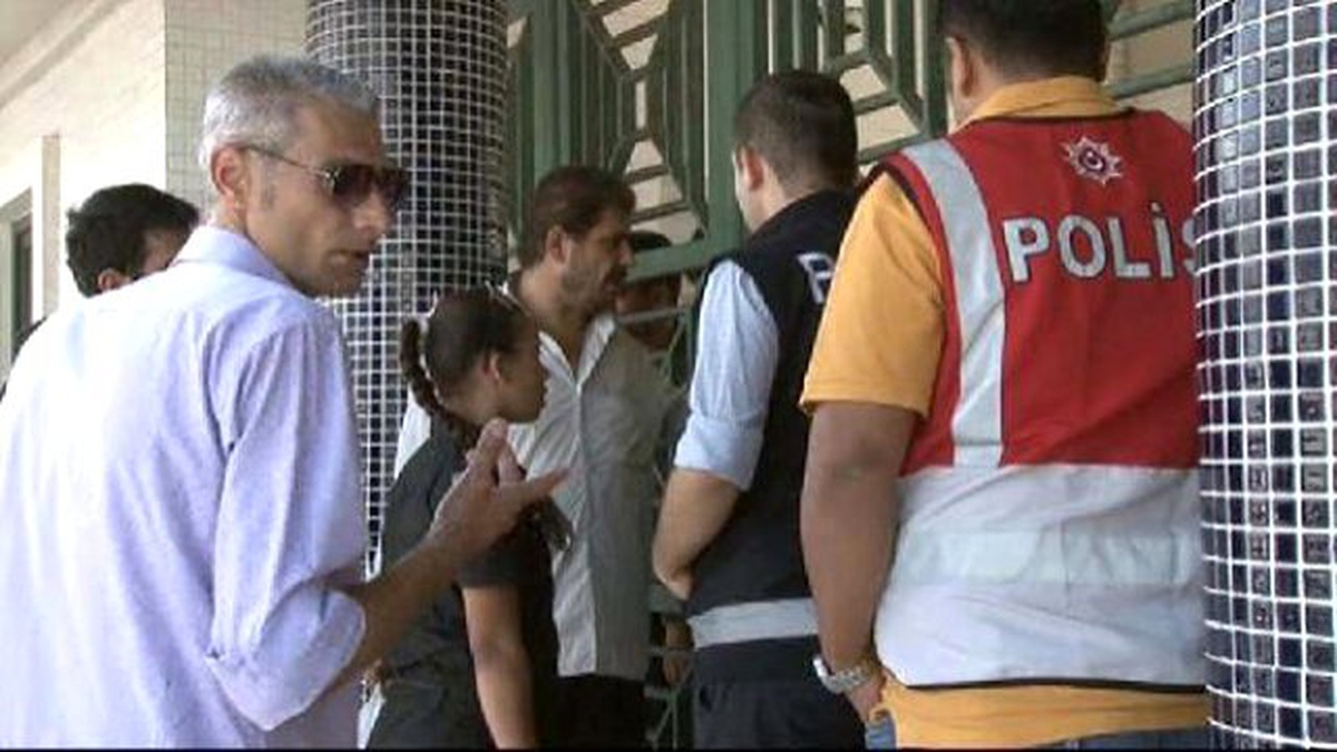 Aldıkları Bileti İade Etmek İsteyen Suriyeliler Otogarı Birbirine Kattı