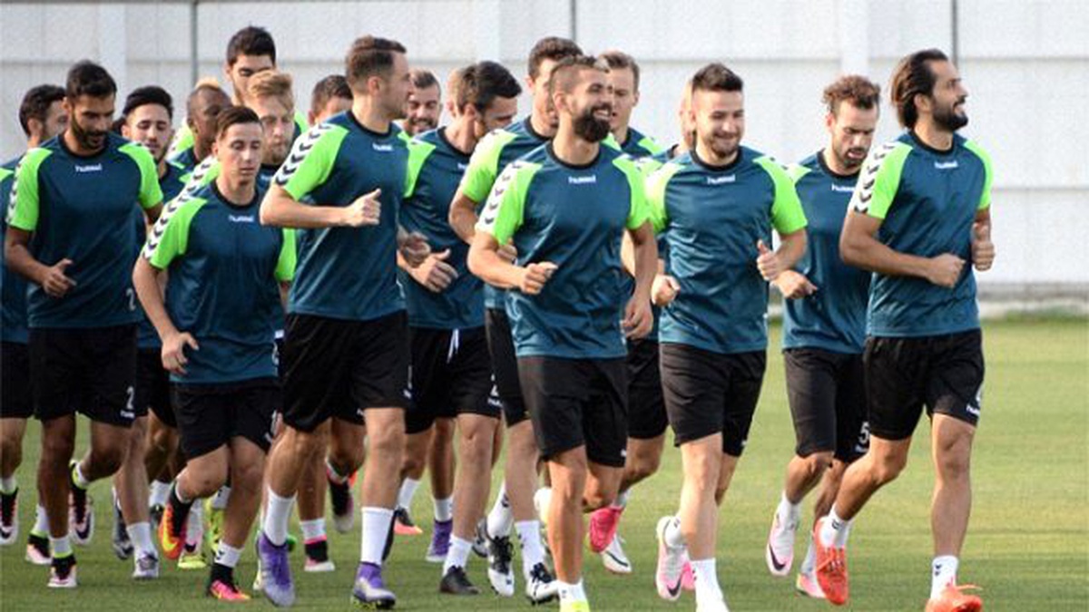 Atiker Konyaspor\'da Antalyaspor Maçı Hazırlıkları