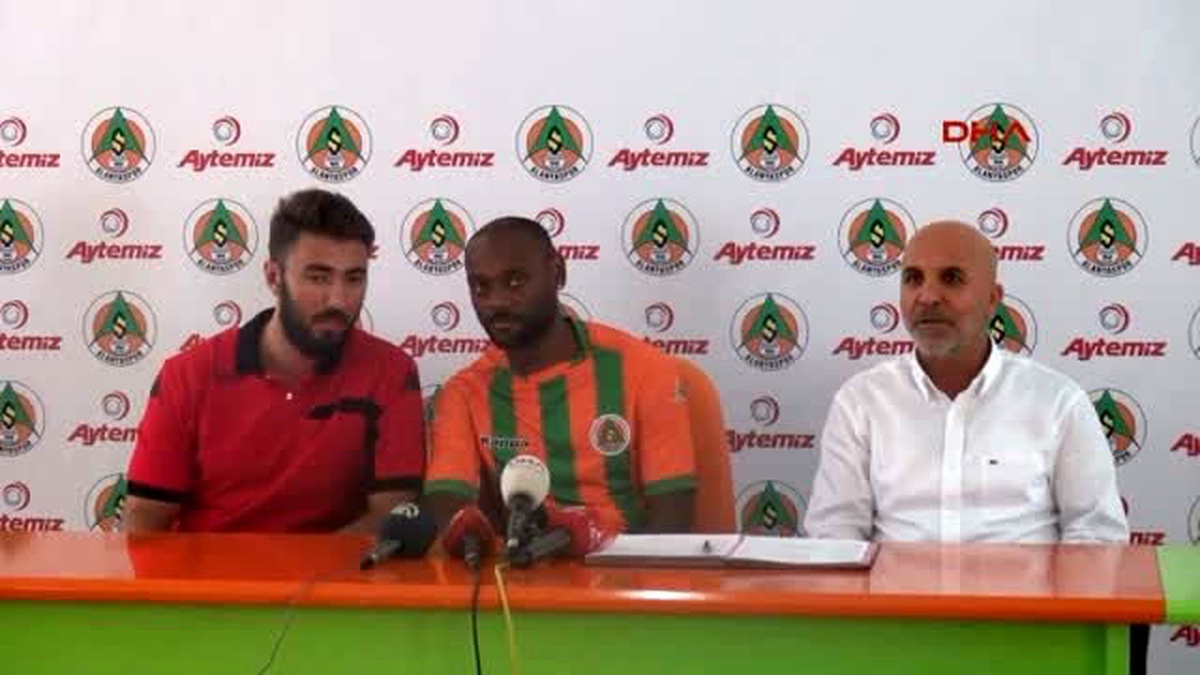 Aytemiz Alanyaspor Love\'u Renklerine Bağladı