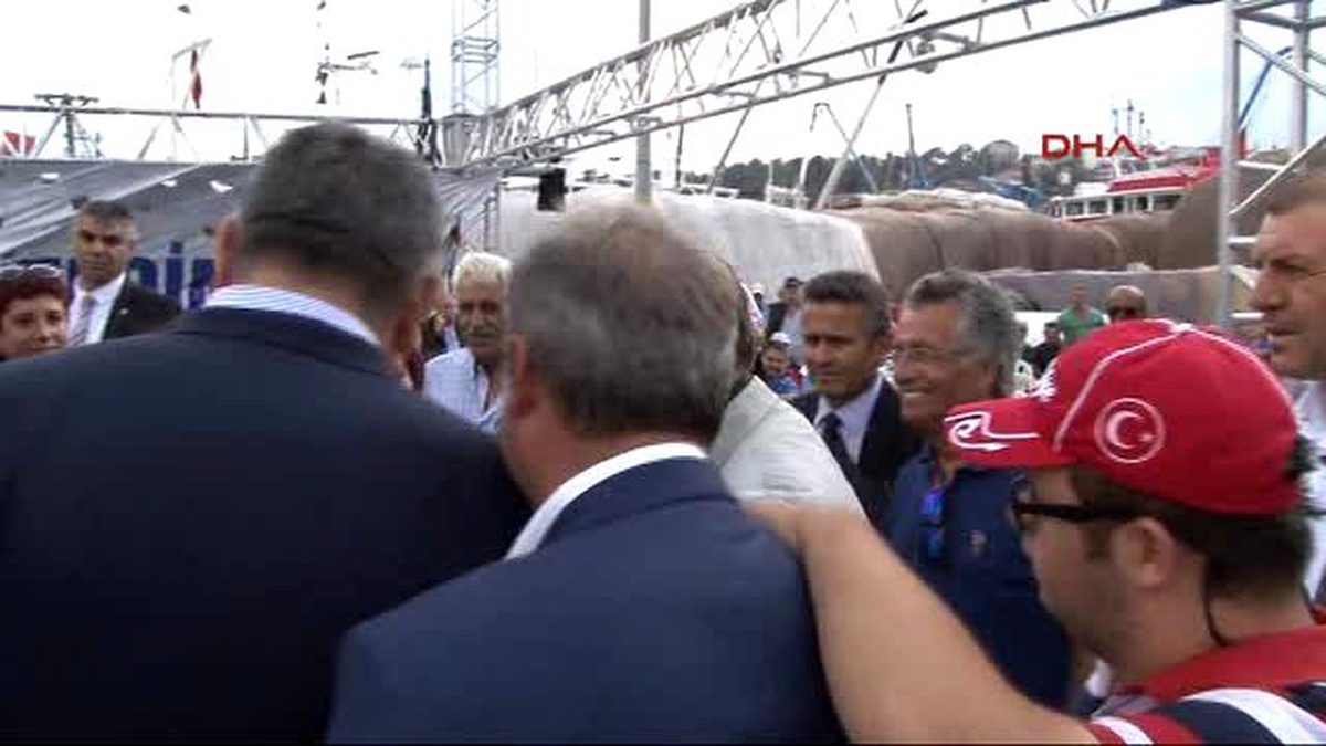 Bakan Çelik: Türk Ordusu Gitti, İki Gün İçerisinde Cerablus\'u Temizledi
