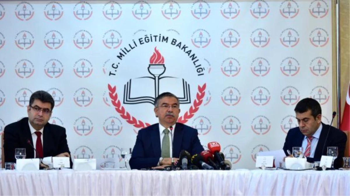 Bakan Yılmaz, BM Mülteciler Yüksek Komiseri Grandi\'yi Kabul Etti