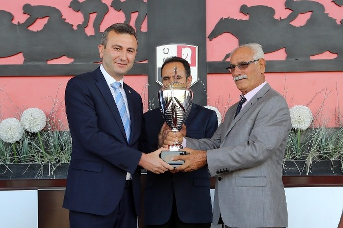 Başkanlık Koşusunda Zafer Nurhanbey\'in