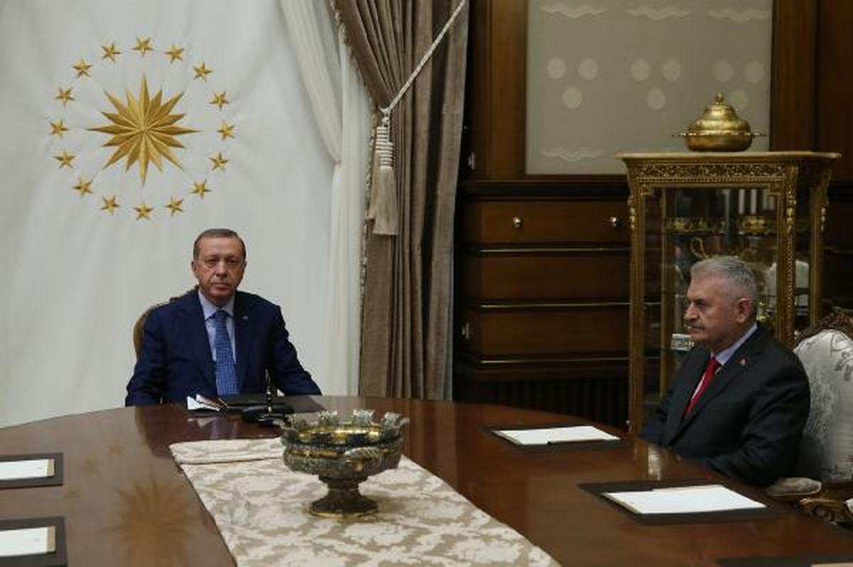 Beştepe\'deki Sürpriz Görüşme Sonrası Kabine Revizyonu