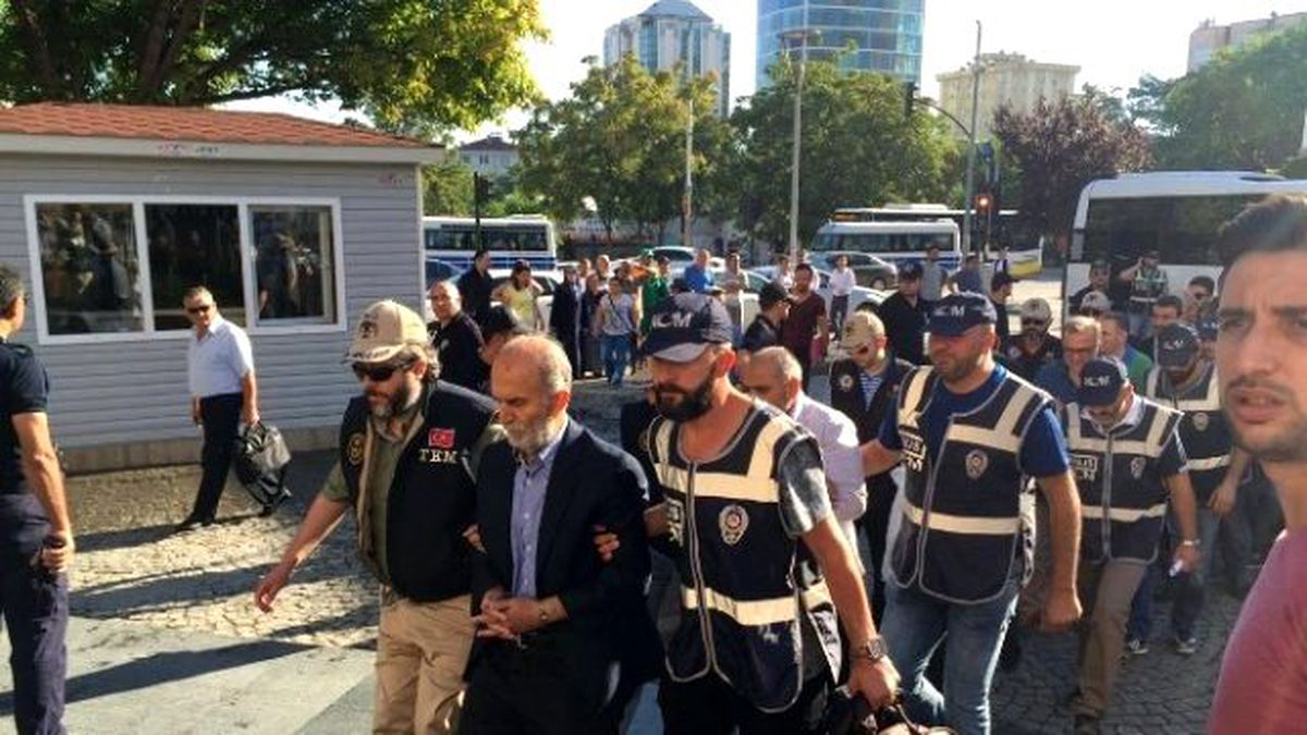 Fetö\'nün Darbe Girişimine İlişkin Soruşturma