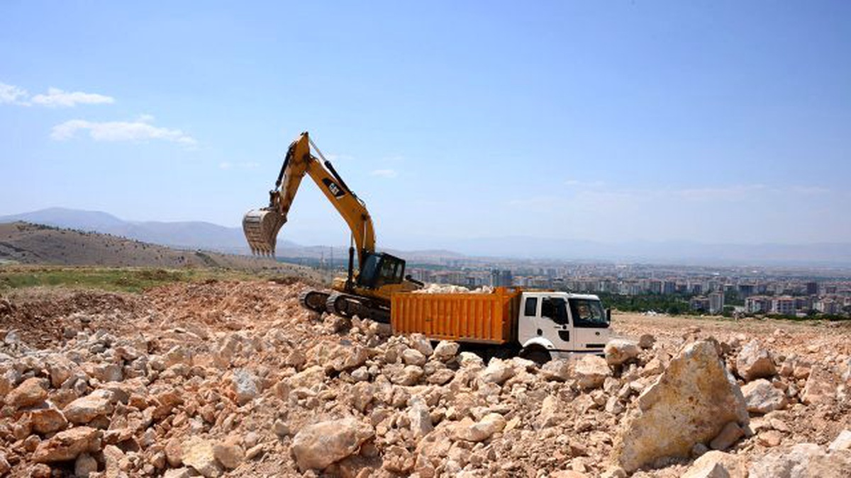 Büyükşehir Güneyde Yeni Yollar Açıyor