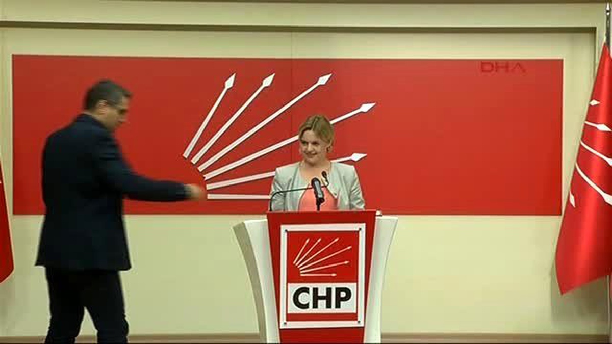 CHP\'li Böke Kuvvetler Ayrılığına Gölge Düşüren Bir Adımın Parçası Olmayacağız -1