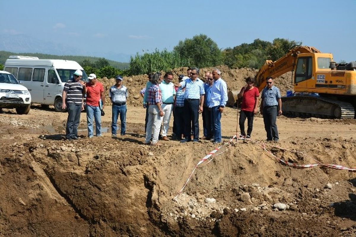 DSİ Bölge Müdürü Coşkun, Karacaören 2 Barajını İnceledi
