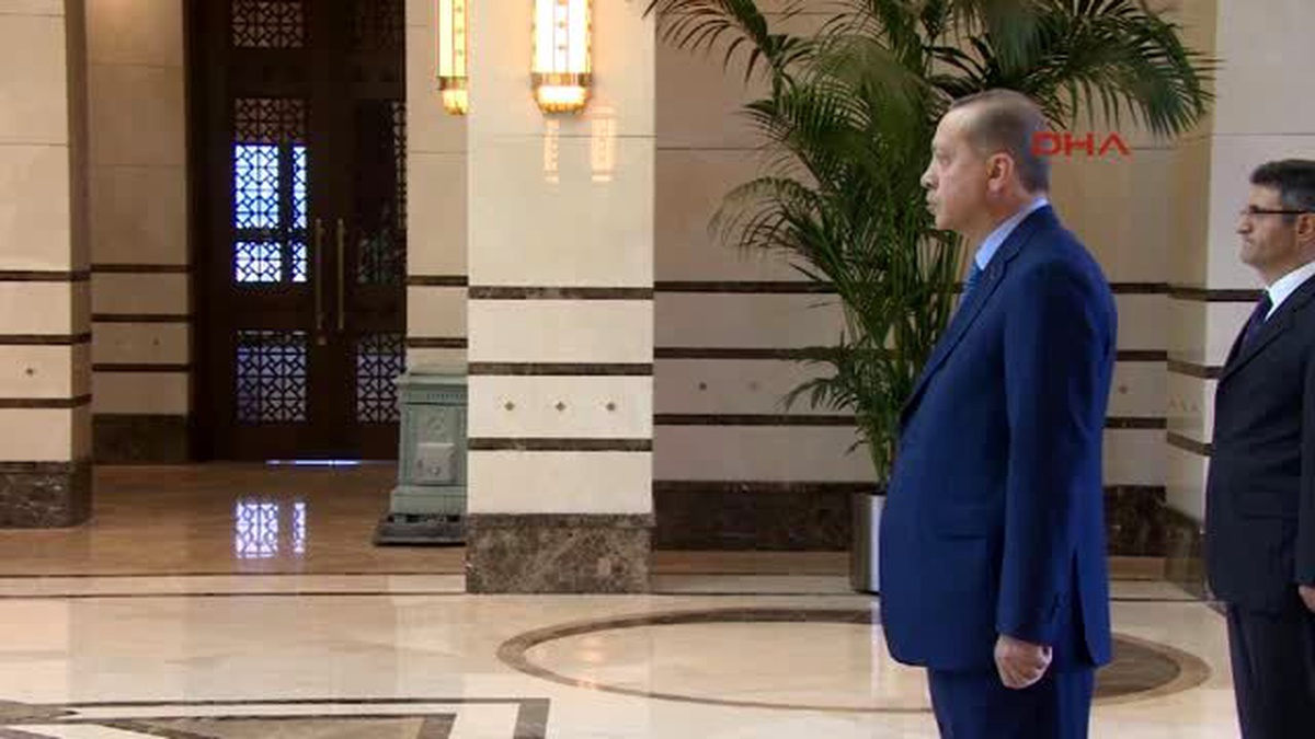 Erdoğan, Tacikistan Büyükelçisi\'ni Kabul Etti