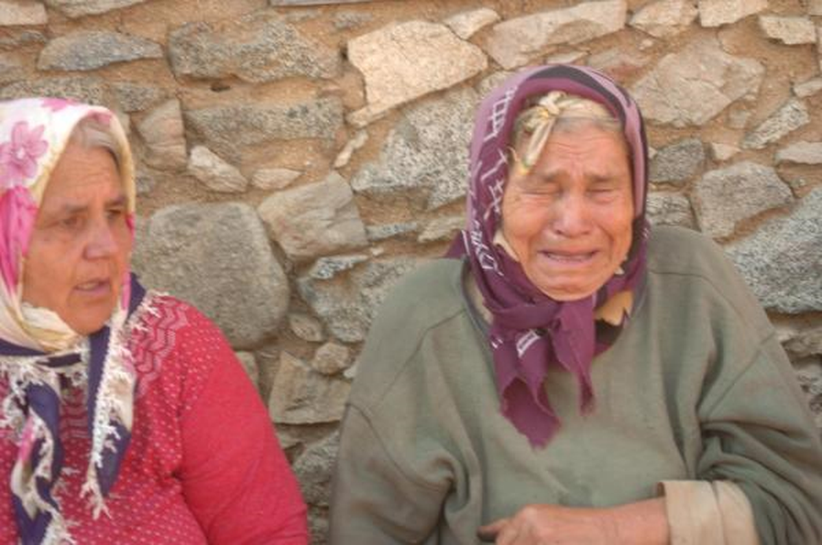 Evi Yanan Görme Engelli Kadın Alevler Arasından Kurtarıldı