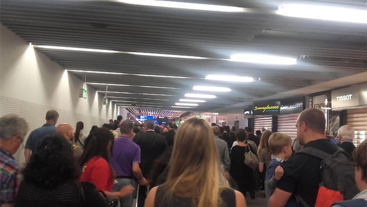 Frankfurt Havalimanı Kısmen Boşaltıldı