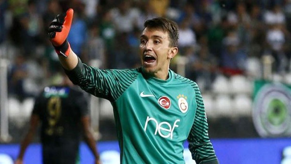 Galatasaray Endişeli...tüm Gözler Muslera\'da!
