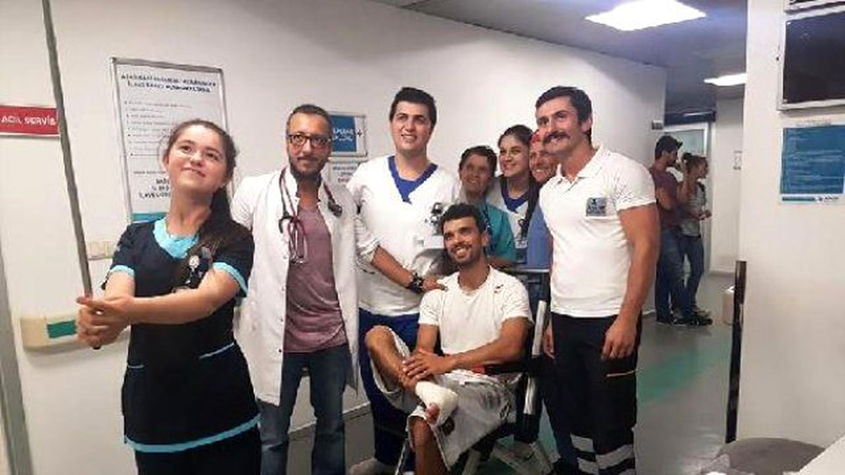 Milli Motosikletçi Kenan Sofuoğlu, Ayağını Zedeledi