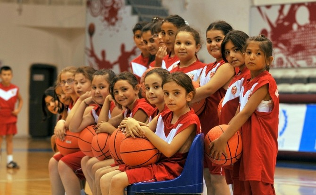 Kepez\'de Modern Tesislerde Spor Eğitimi