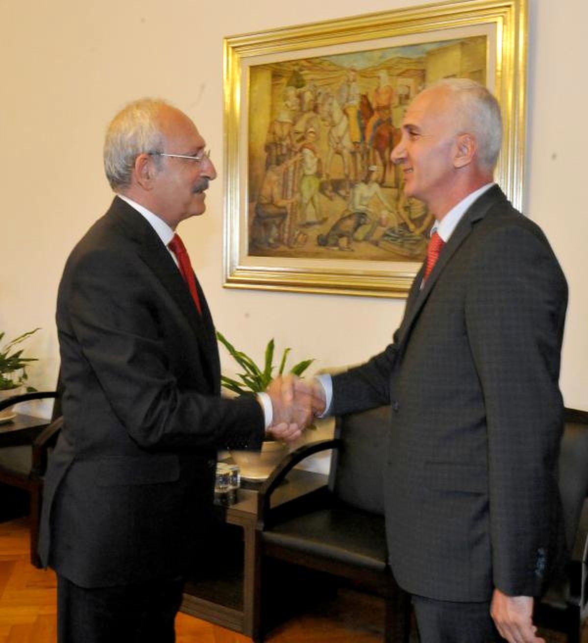 Kılıçdaroğlu, İstanbul Eczacı Odası Yönetim Kurulu Başkanı Sarıalioğlu ile Görüştü