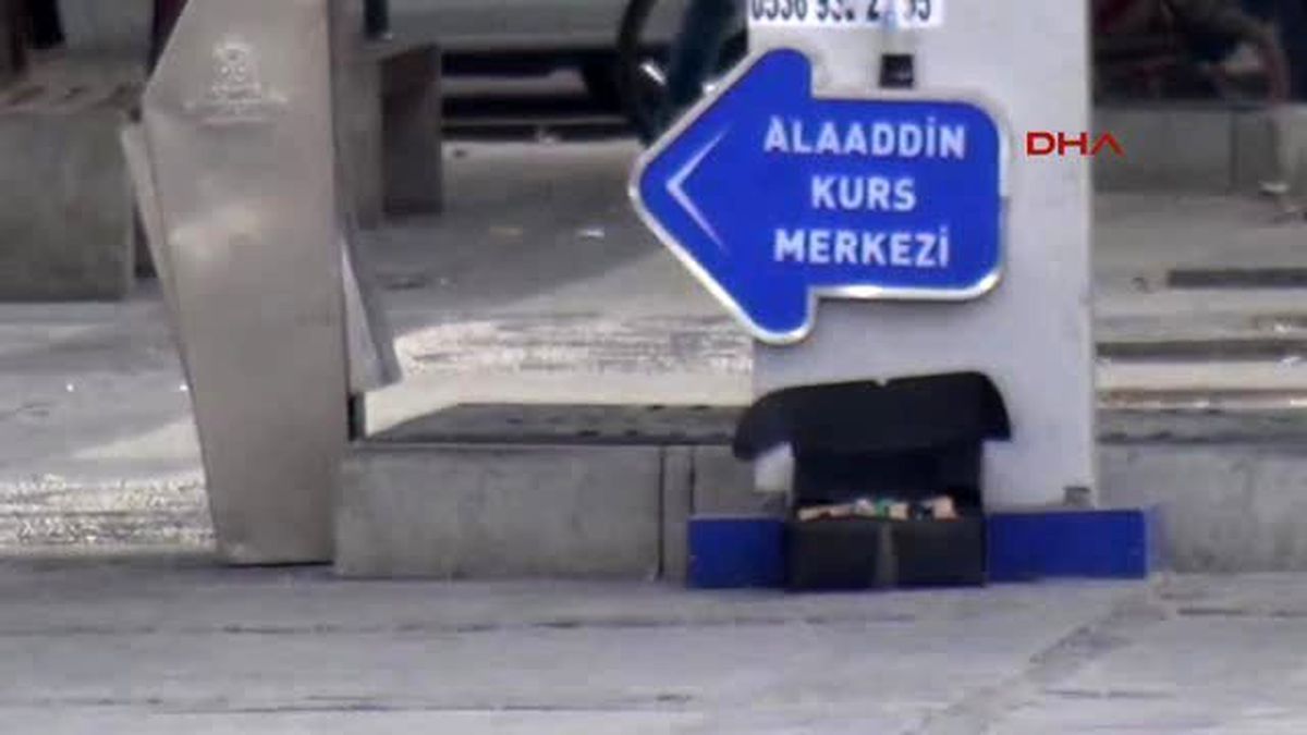 Konya Kutunun İçindeki Oyuncak Dinamit Lokumları, Polisi Alarma Geçirdi