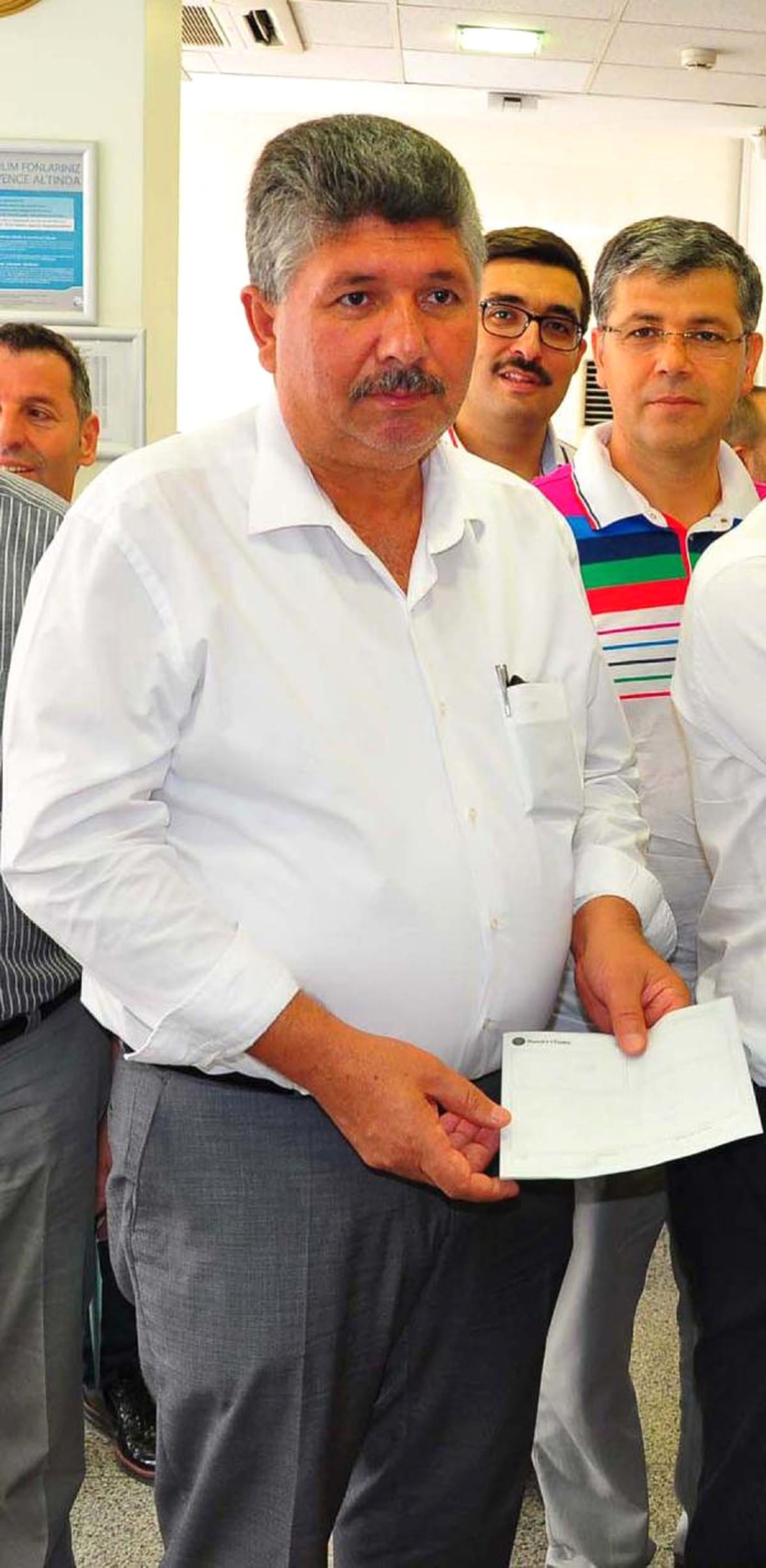 Manisa\'da 2 Müteahhit ile Başhekim Ayer, Fetö\'den Tutuklandı