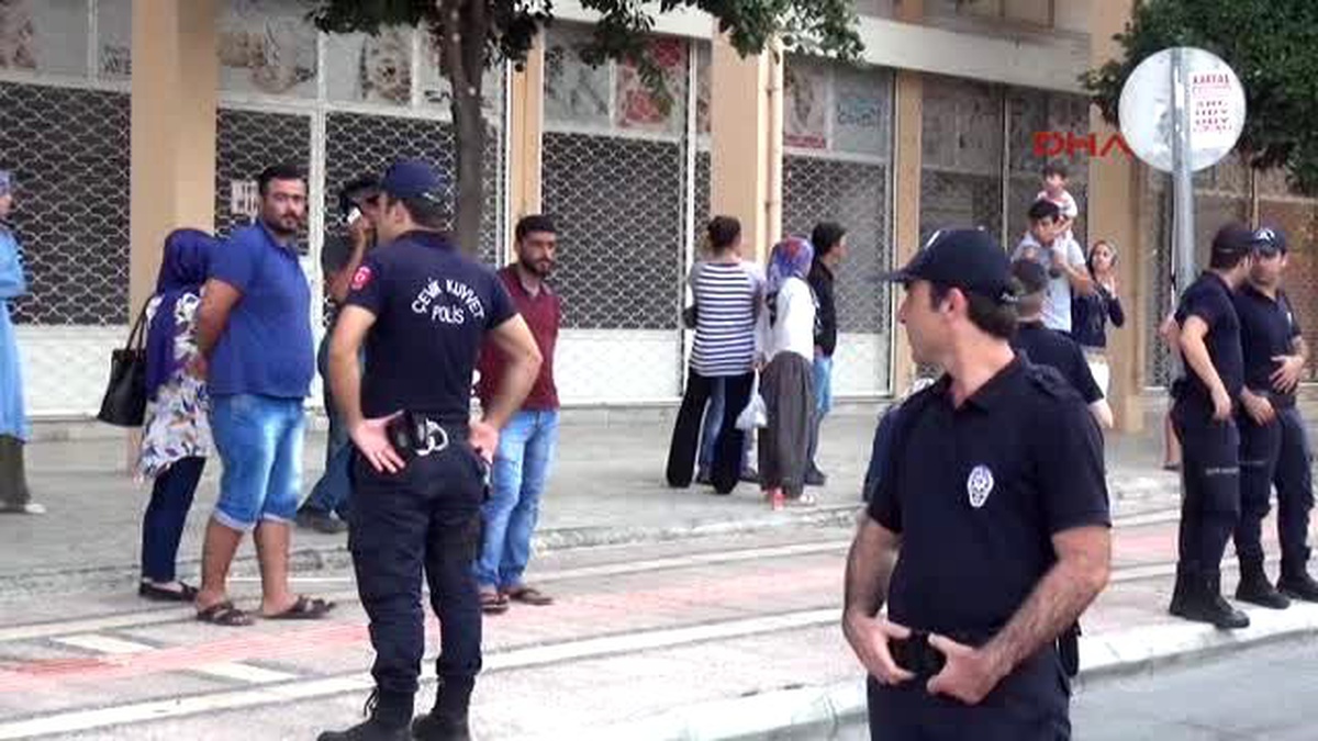 Mersin Fetö\'den Gözaltına Alınan Sağlıkçılar Adliyeye Sevk Edildi