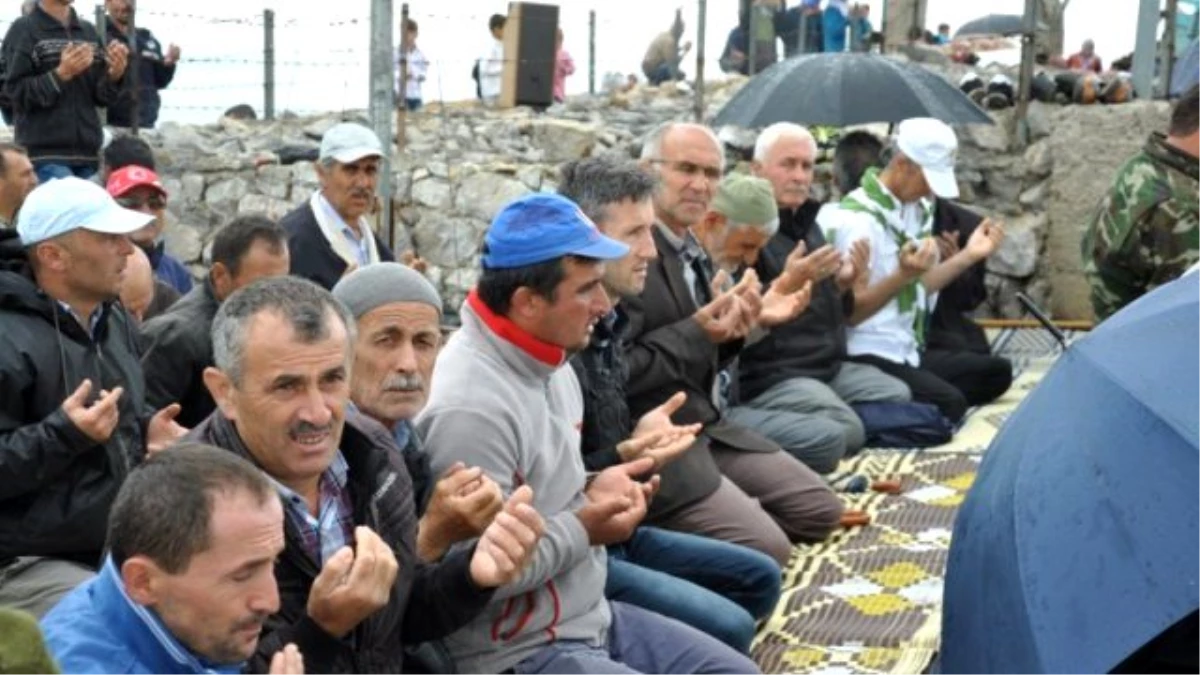 Şehit Polis Memuru Dikmen Anıldı