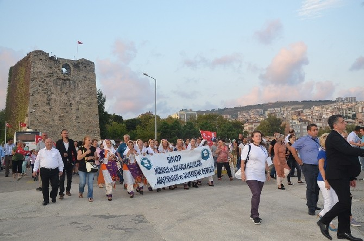 Sinop\'ta \'Mutluluk Festivali\' Başladı