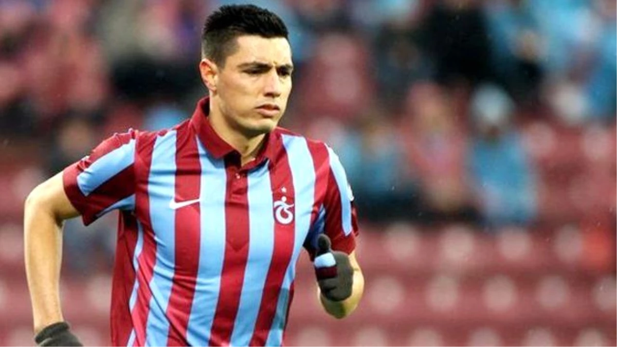 Trabzonspor, Oscar Cardozo\'nun Olympiacos\'a Transferini KAP\'a Bildirdi
