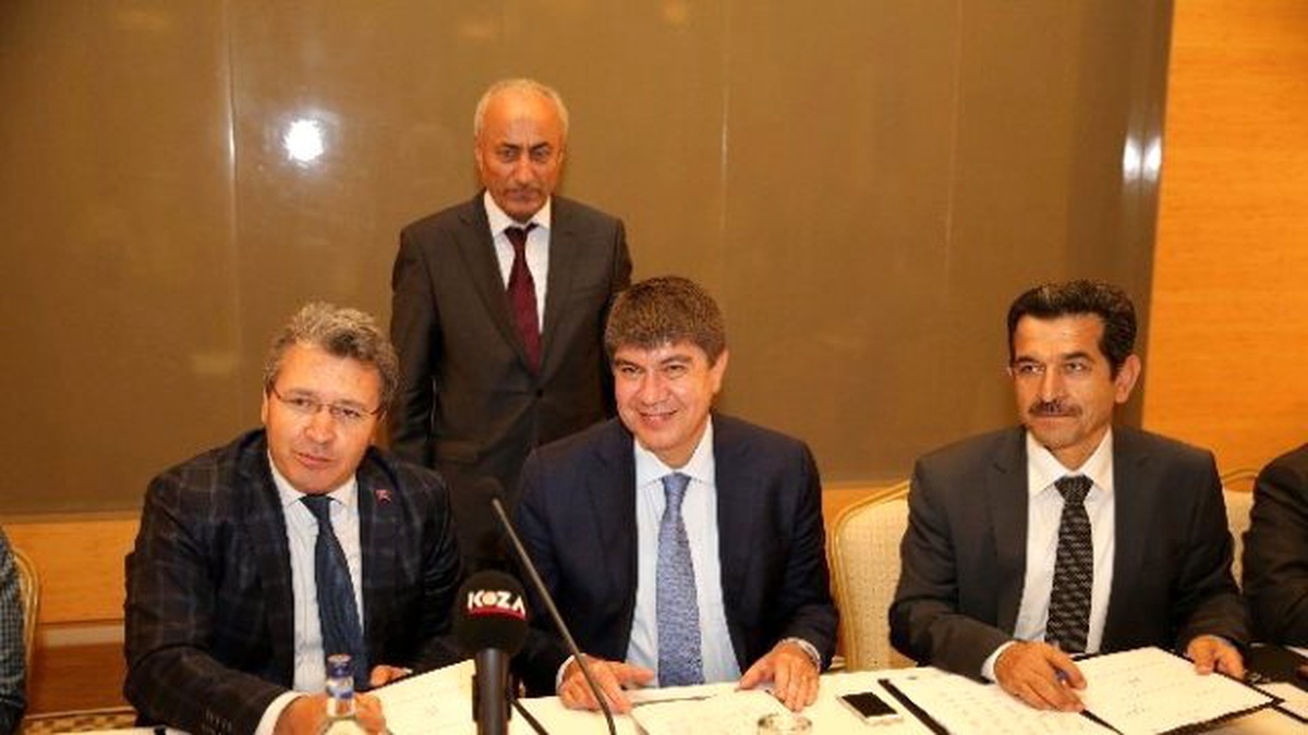 Antalya Büyükşehir Belediyesi ile İller Bankası Arasında Kredi Anlaşması