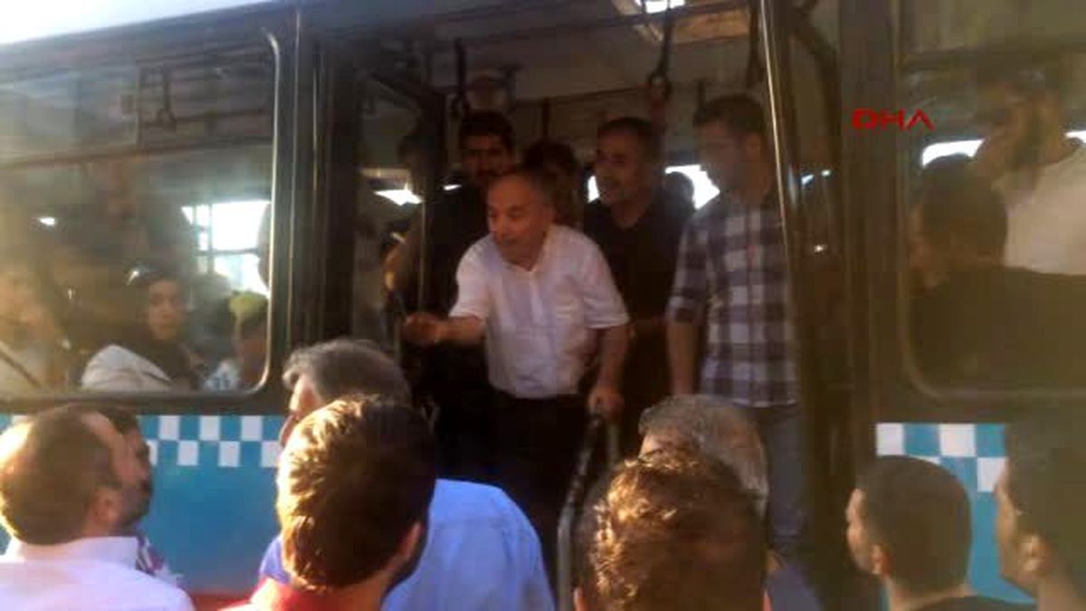 Yaşlı Adamı Otobüsten Kovdular