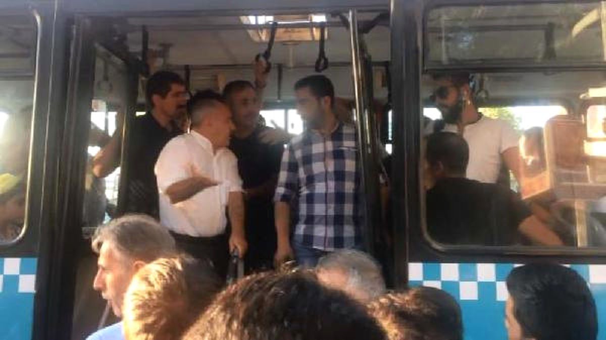 Yaşlı Adamı Otobüsten Kovdular...