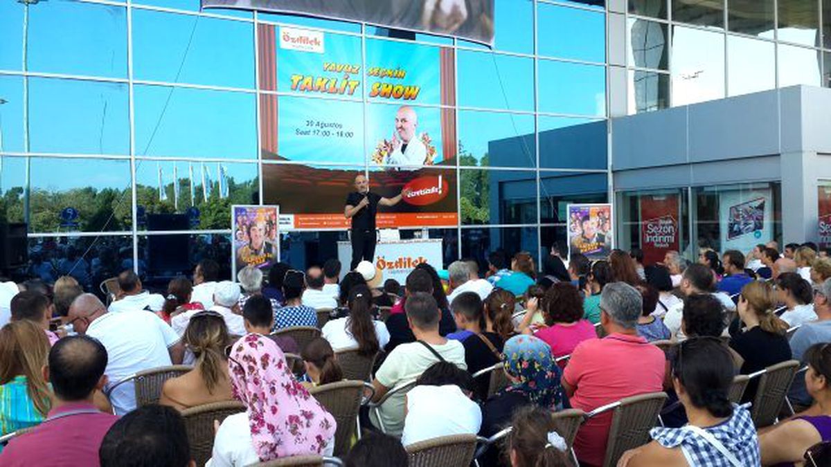 Yavuz Seçkin\'e İzmir\'de Sevgi Seli!