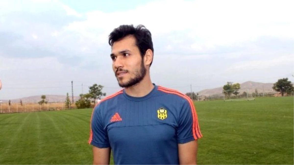 Yeni Malatyaspor, İki Futbolcusuyla Sözleşme Uzattı