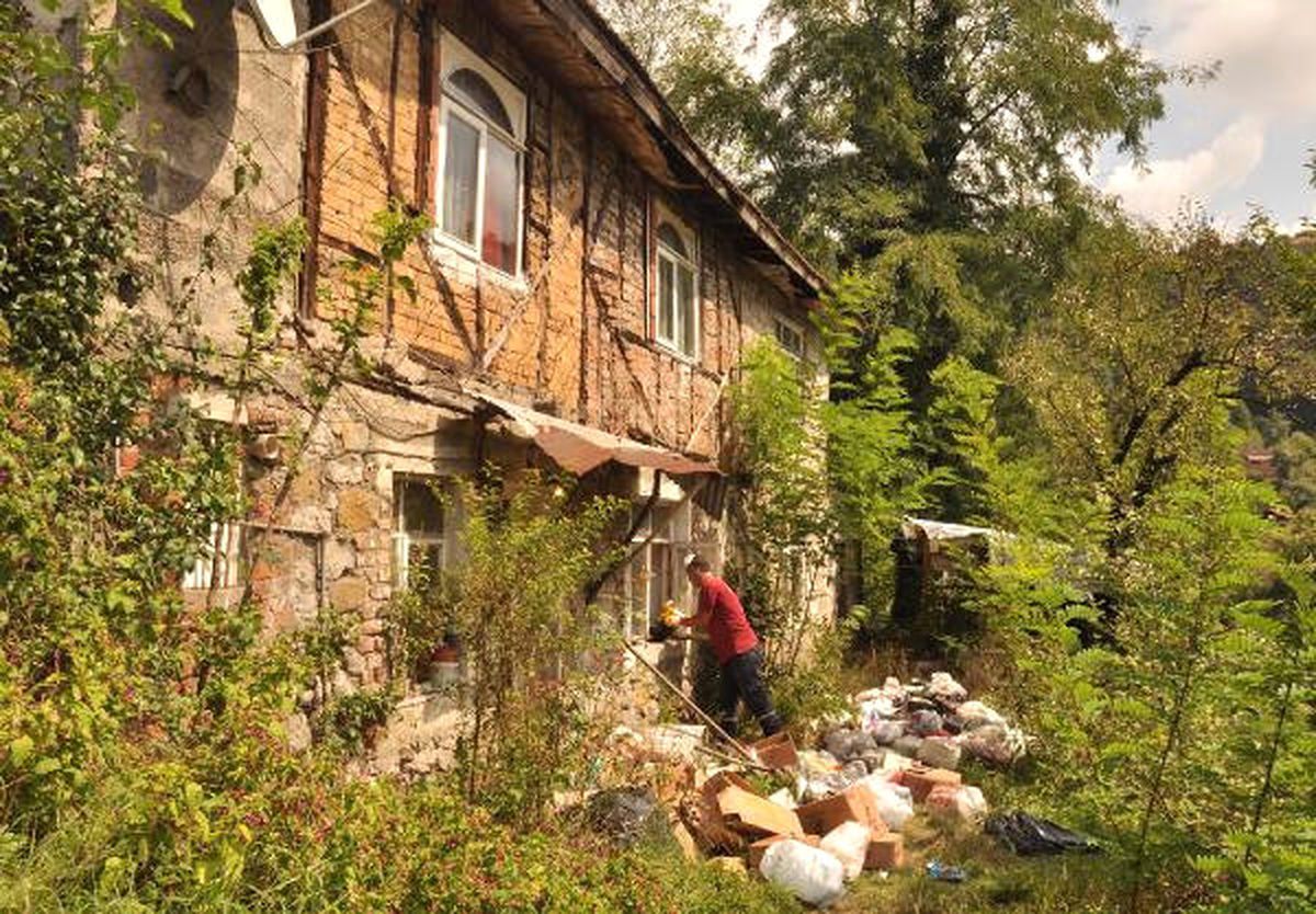 Zonguldak\'ta Çöp Ev Temizlendi