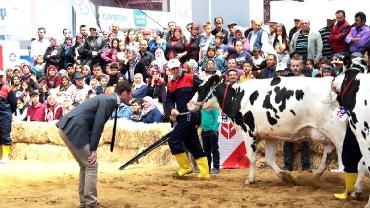 2. Ege Tarım ve Hayvancılık Fuarı Açıldı