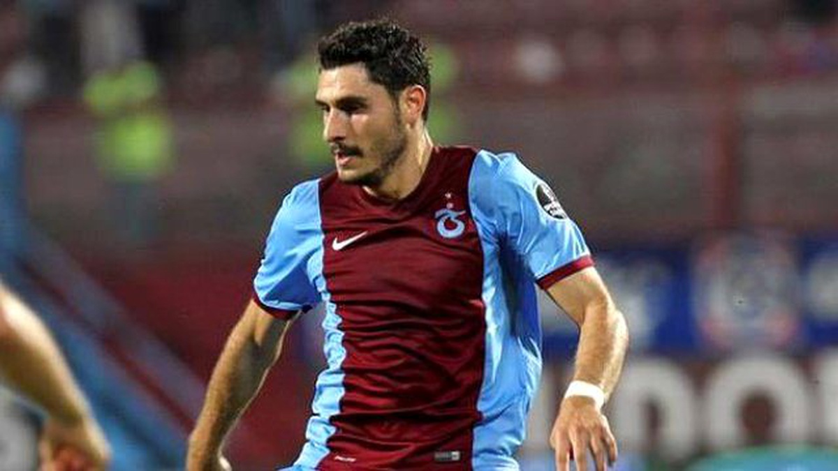 Akhisar Belediyespor, Özer ile Anlaştı